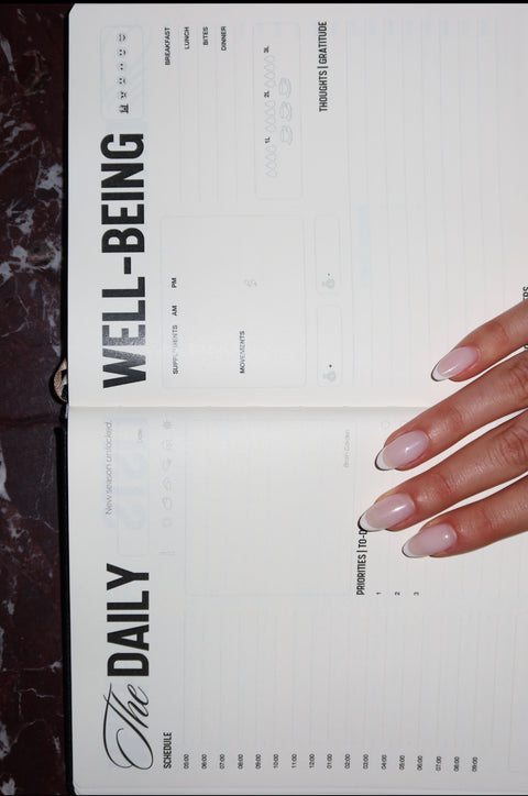 (Pre-orders) The Daily Muse